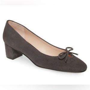 Stuart Weitzman Gabby Bow Pump (Women)

4.5B, SLATE nwt